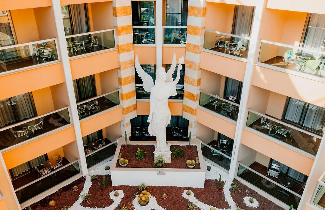 Tac Premier Hotel & Spa-1