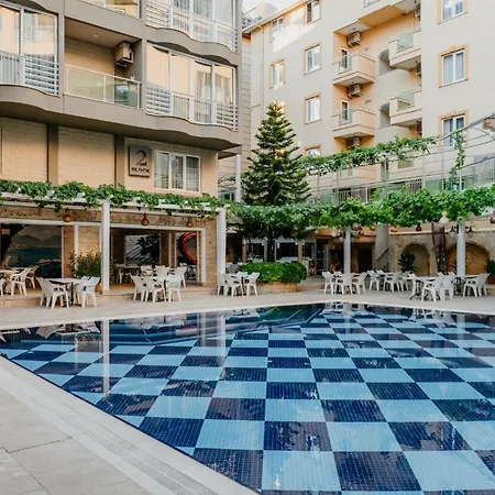 Tac Premier Hotel & Spa-3